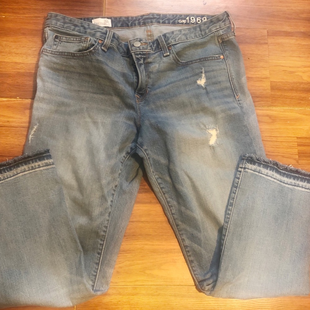 Gap Real Straight frayed denim jeans